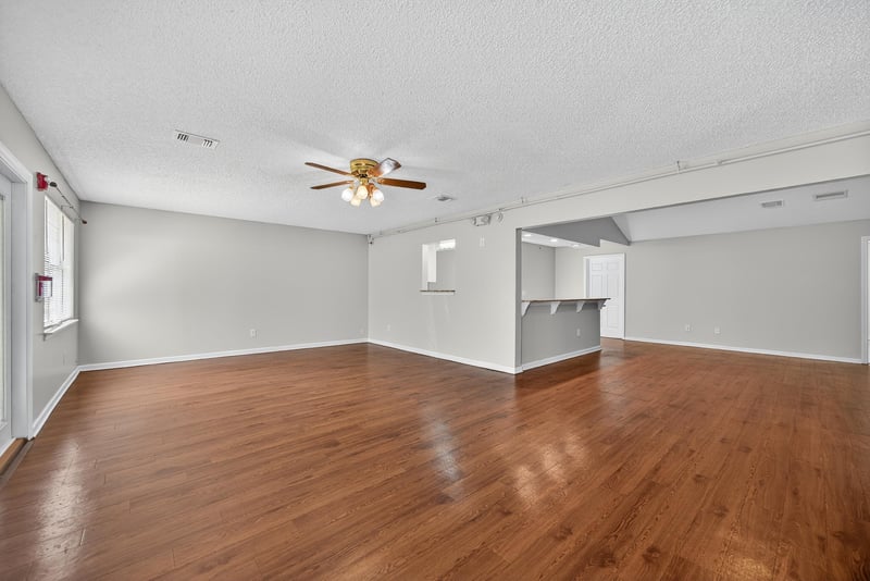 Photo 9 of 4294 Tanglewilde Dr S, Jacksonville, FL 32257, photographed by Megapixeler
