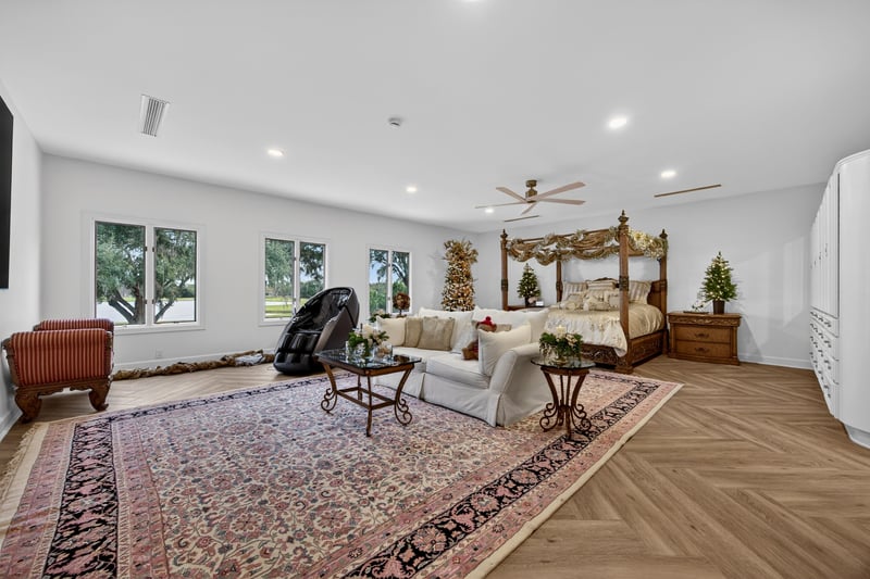 Primary Bed at 7987 Hollyridge Rd, Jacksonville, FL 32256