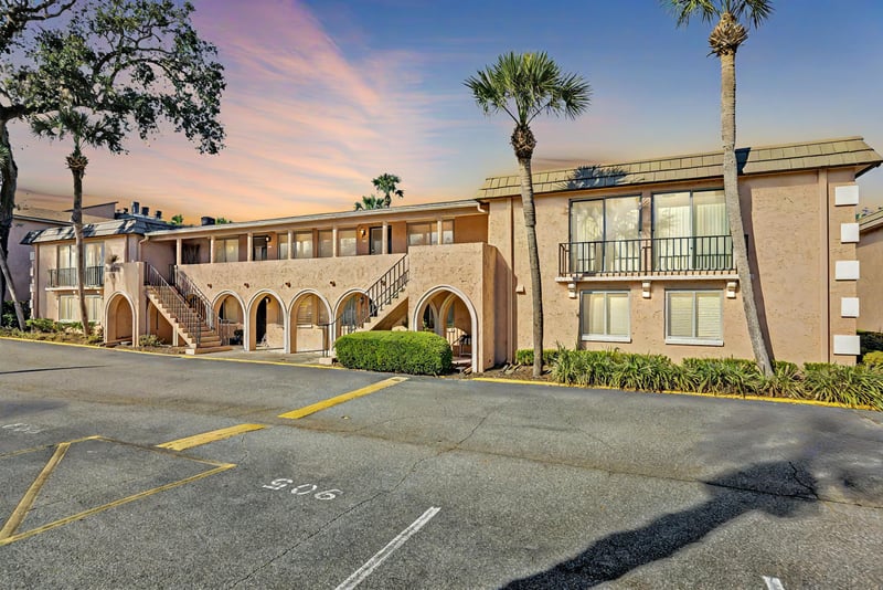 Photo 1 of 5375 Ortega Farms Blvd unit 907, Jacksonville, FL 32210, photographed by Megapixeler