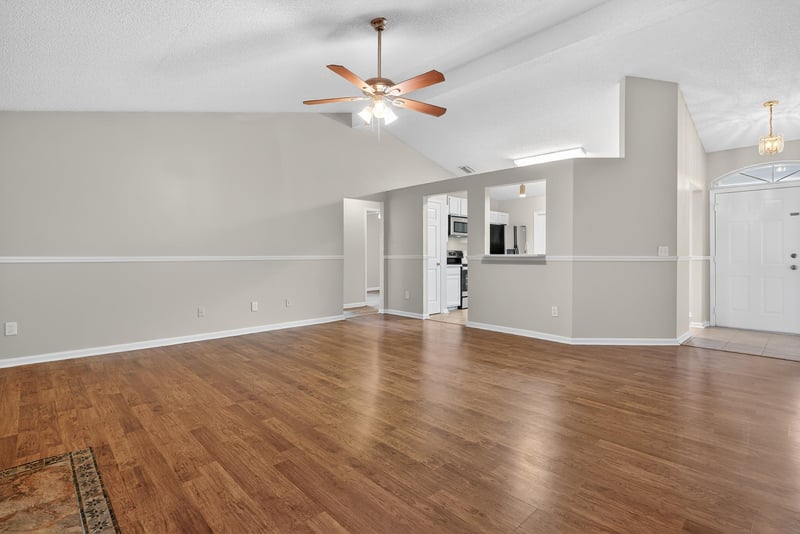 Photo 12 of 7770 Invermere Blvd N, Jacksonville, FL 32244, photographed by Megapixeler