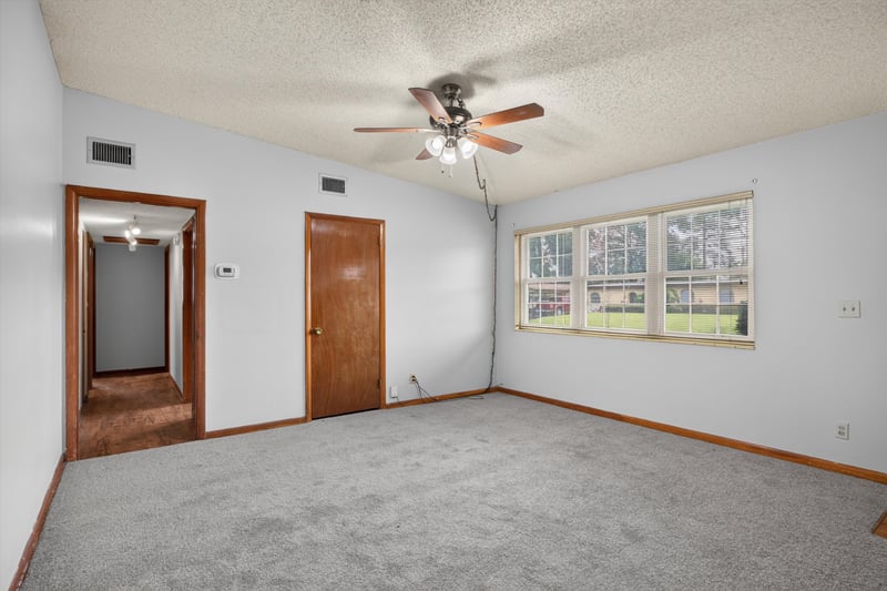 Empty carpeted room with window at 11462 Elane Dr, Jacksonville, FL