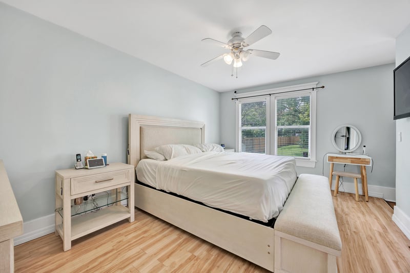 Photo 20 of 138 7th St W, Jacksonville, FL 32206, photographed by Megapixeler