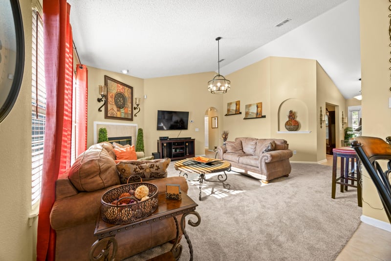 Photo 16 of 10907 Taurina Ridge Dr, Jacksonville, FL 32218, photographed by Megapixeler