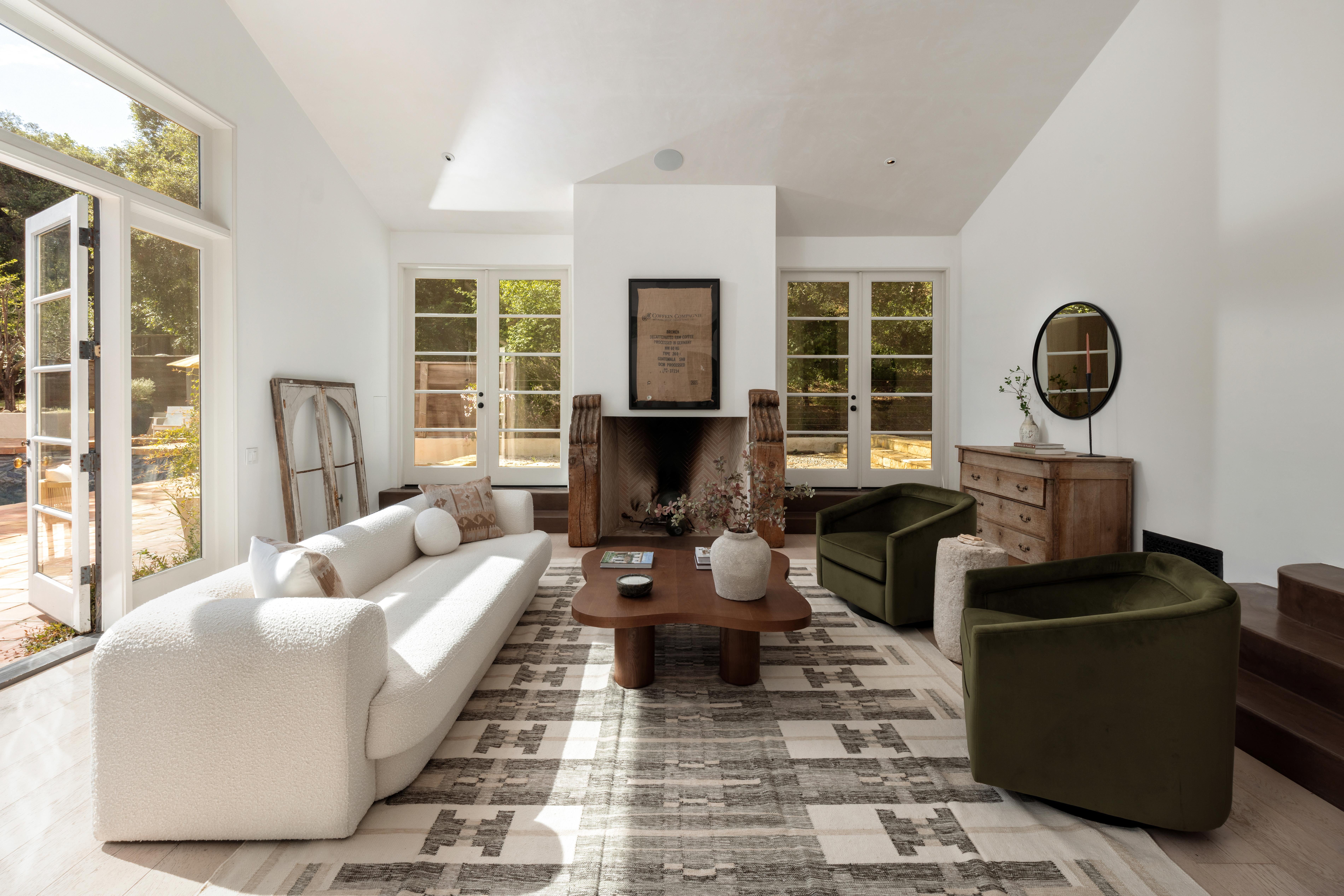 Primary suite and private retreat at 647 Old Topanga Canyon Rd, Topanga — real estate photography virtual tour coverage of a serene canyon residence set within the Santa Monica Mountains corridor of Southern California. Our team captured still photography, a cinematic property video, a lifestyle video, an agent narration, a true vertical social media reel, and an FPV video tour throughout the midday.