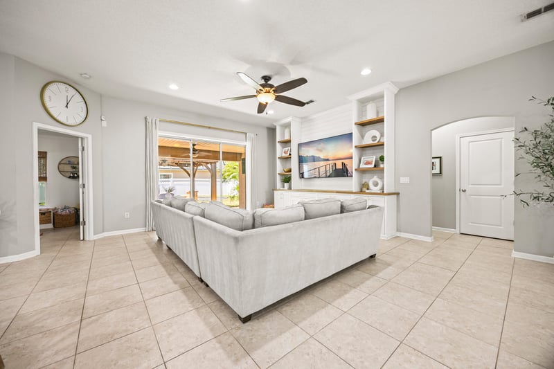 Photo 9 of 217 Willow Winds Pkwy, St. Johns, FL 32259, photographed by Megapixeler