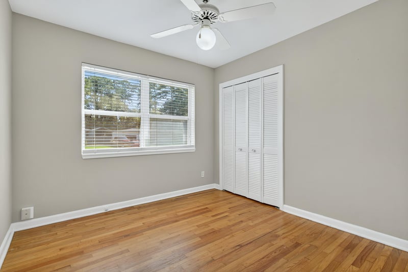 Photo 36 of 6942 Waikiki Rd, Jacksonville, FL 32216, photographed by Megapixeler