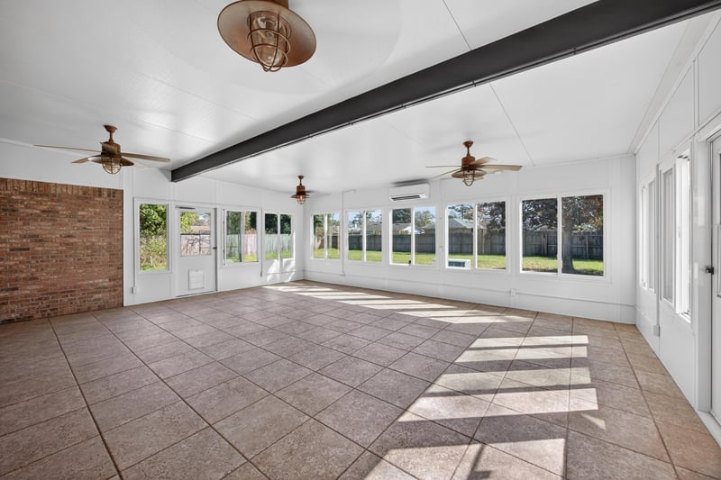 Photo 39 of 985 Sweetwood Ct, Orange Park, FL 32065, photographed by Megapixeler