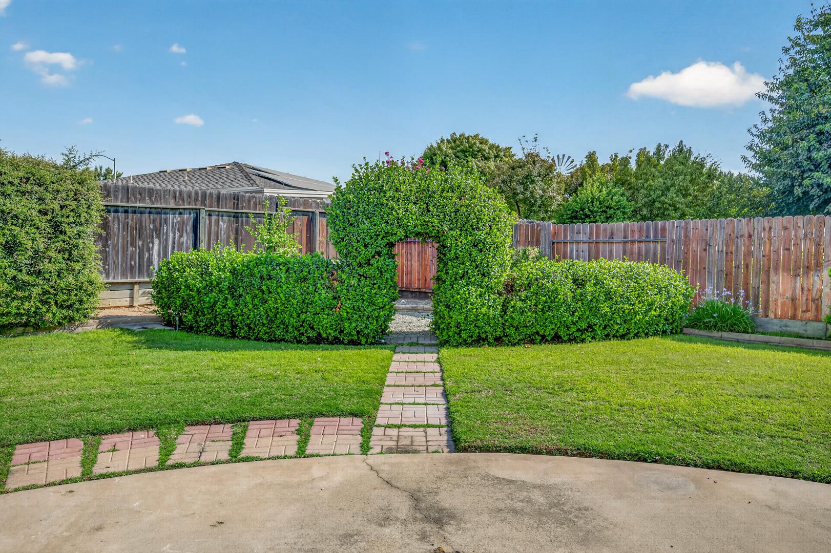 3208 E Palo Alto Ave, photo 59