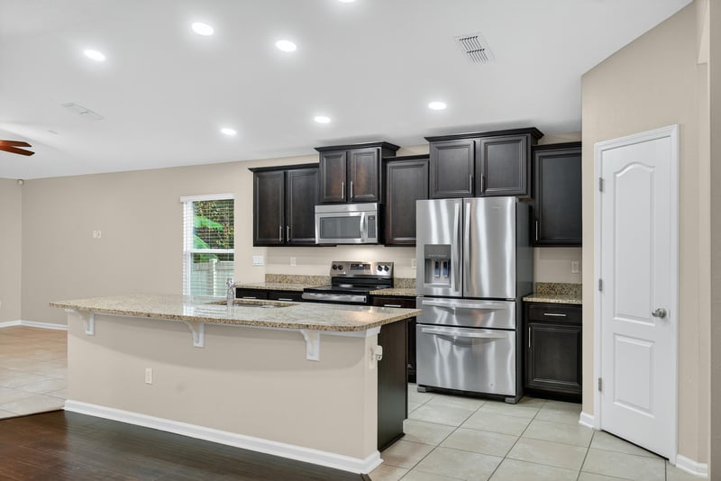 Kitchen at 15885 Bainebridge Dr, Jacksonville, FL 32218