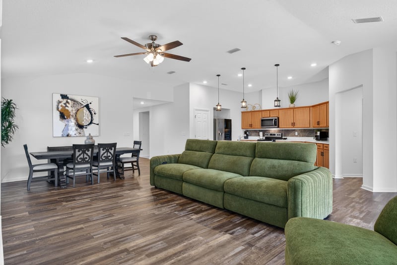 Photo 9 of 8314 Hawkes Mdw Dr, Jacksonville, FL 32256, photographed by Megapixeler