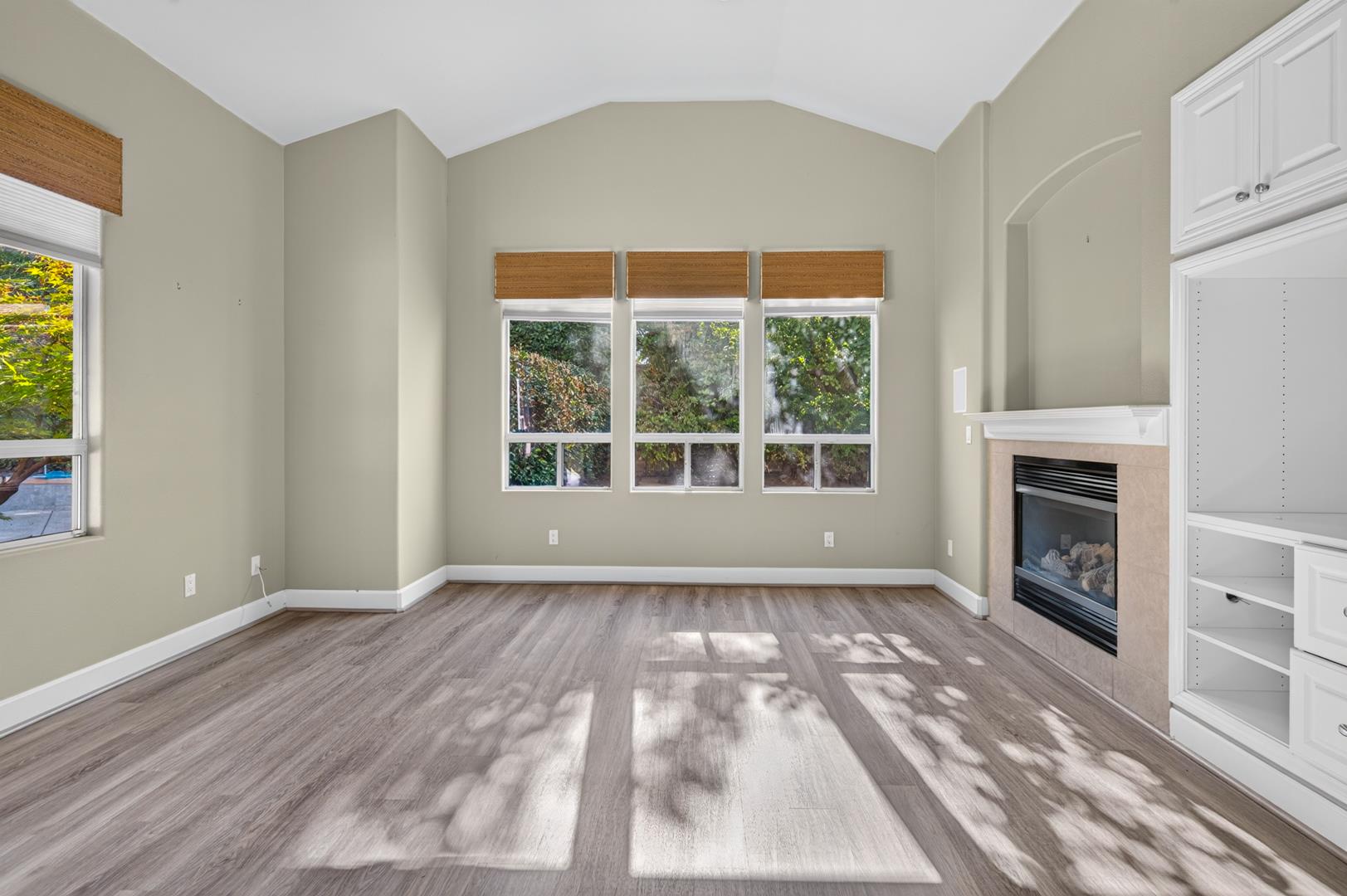 11 W Jordan Ave, photo 38