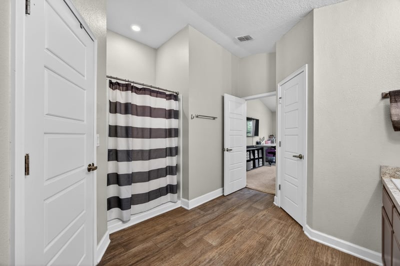 Photo 18 of 7841 Wyoming St, Jacksonville, FL 32220, photographed by Megapixeler