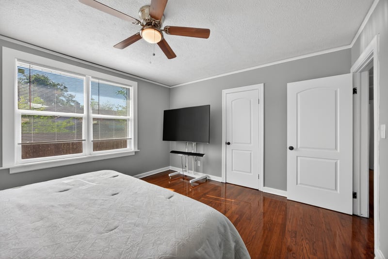 Photo 14 of 4660 French St, Jacksonville, FL 32205, photographed by Megapixeler