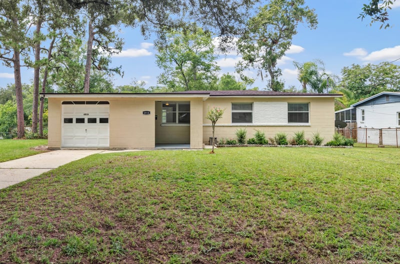 Photo 1 of 6816 Lotus Rd S, Jacksonville, FL 32211, photographed by Megapixeler