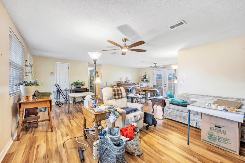Photo 7 of 2823 Tanglewood Blvd, Orange Park, FL 32065, photographed by Megapixeler