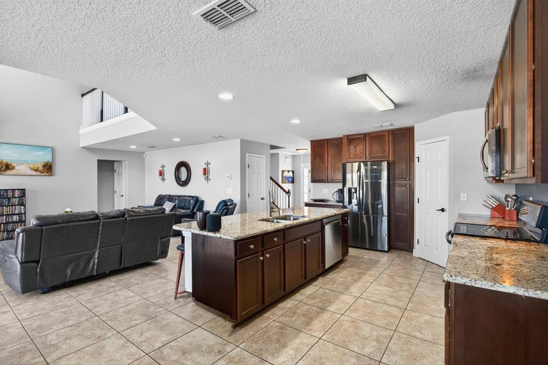Photo 15 of 2917 Berta Pl, Green Cove Springs, FL 32043, photographed by Megapixeler