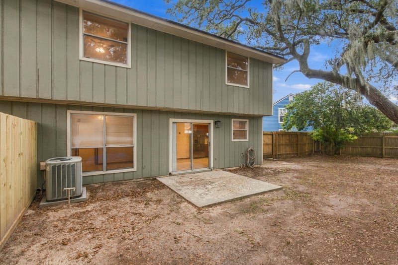 Rear exterior with patio, photographed by Megapixeler on Blue Teal Ct, Jacksonville
