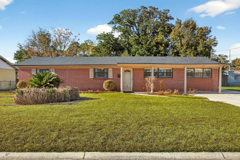 Photo 1 of 2137 Burgoyne Dr, Jacksonville, FL 32208, photographed by Megapixeler