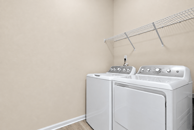 Closet with wire shelving at 7088 Mahogany Run Dr, Jacksonville, FL 32244