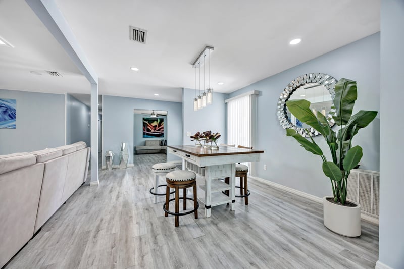 Photo 8 of 2980 Oak Rd, Orange Park, FL 32065, photographed by Megapixeler