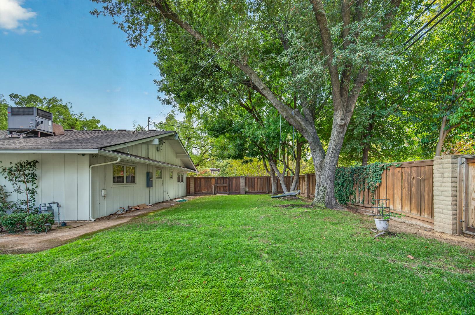505 E Swift Ave, photo 74