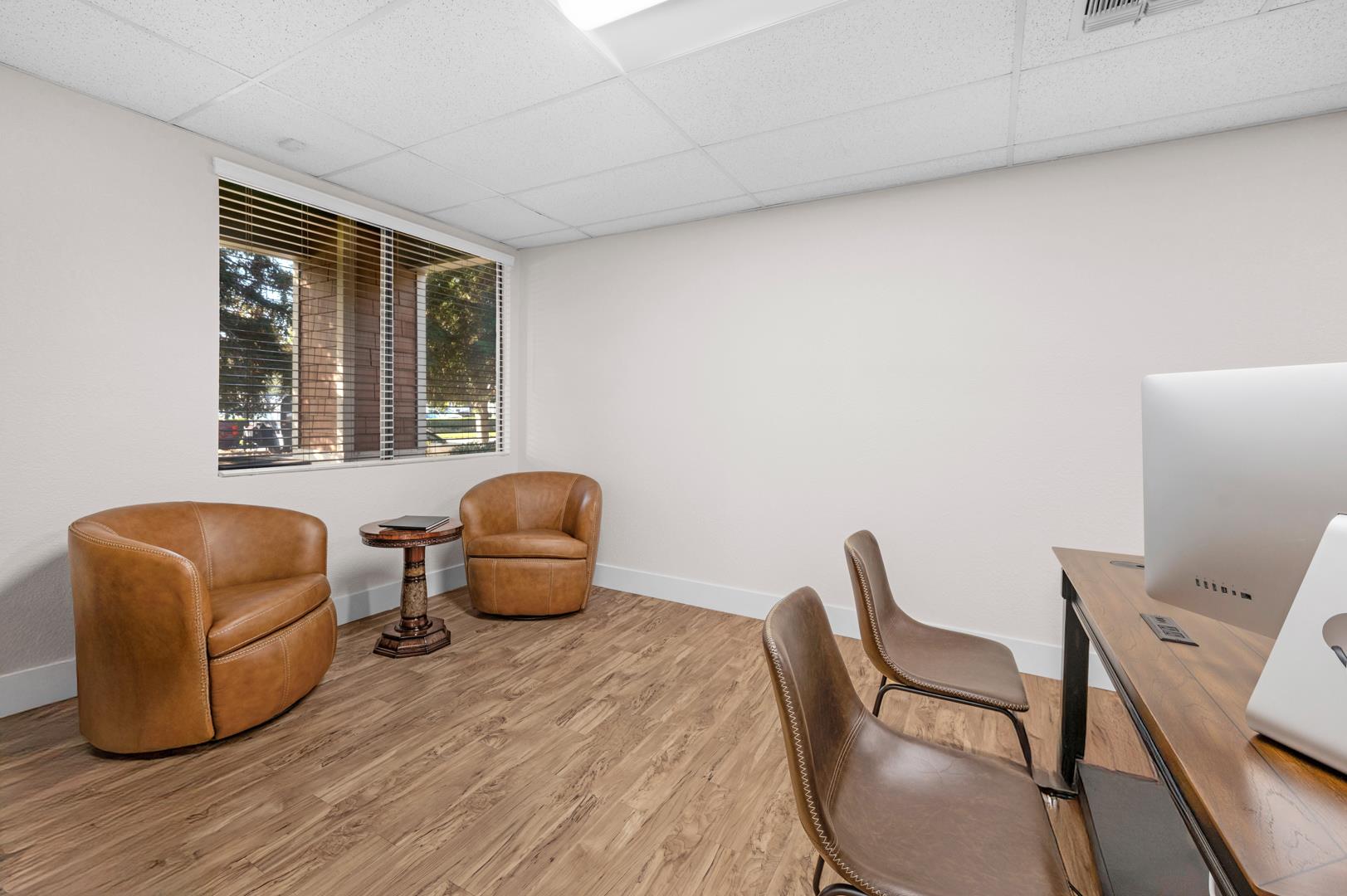 7257 N Maple Ave, photo 22