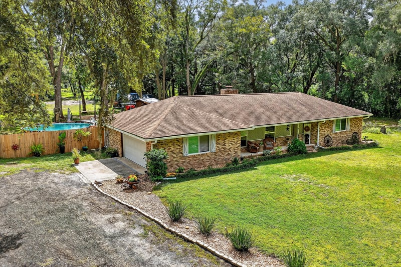 Photo 2 of 6049 Taylor Rd, Jacksonville, FL 32234, photographed by Megapixeler