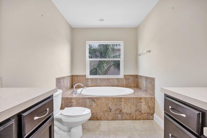 Photo 20 of 41 Ocean St, Palm Coast, FL 32137, photographed by Megapixeler