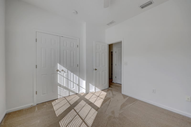 Bedroom 2 at 12301 Kernan Forest Blvd unit 2106, Jacksonville, FL 32225