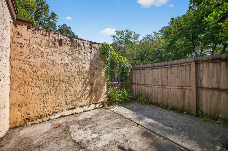 Photo 18 of 10711 Whispering Woods Pl #2, Jacksonville, FL 32246, photographed by Megapixeler