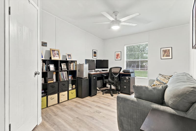 Home office with desk, photographed by Megapixeler on Secret Cove Rd, Middleburg, FL