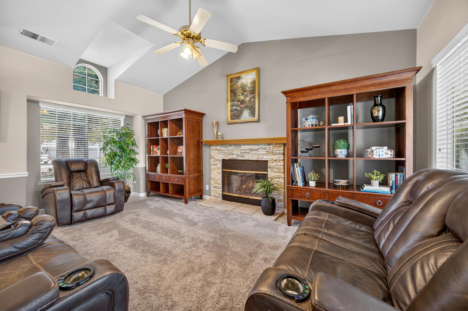 1888 El Paso Ave, photo 20