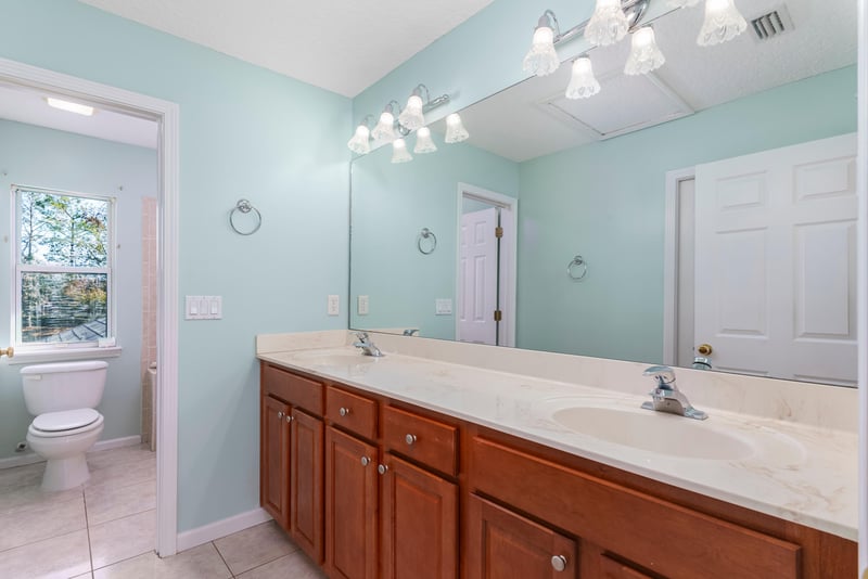 Upstairs Bathroom at 1700 Southcreek Dr, Jacksonville, FL 32259