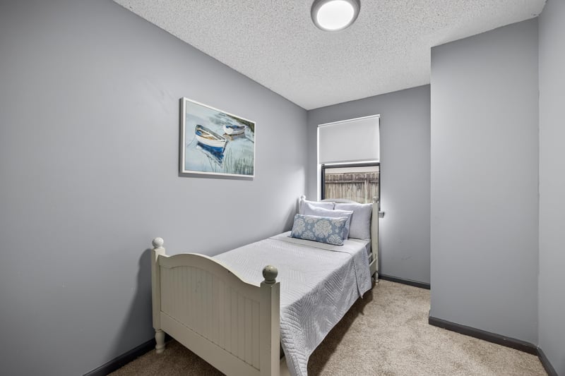 Photo 22 of 6246 Alfredo Dr W, Jacksonville, FL 32244, photographed by Megapixeler