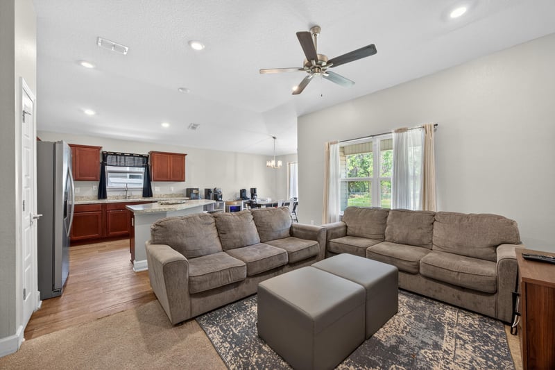 Photo 5 of 7841 Wyoming St, Jacksonville, FL 32220, photographed by Megapixeler