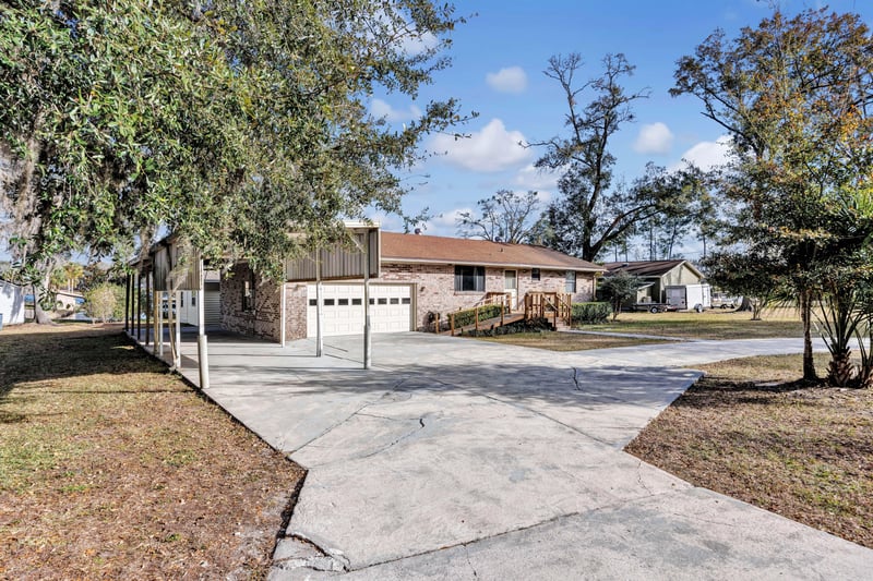 Photo 4 of 1019 Haynes Ct, Green Cove Springs, FL 32043, photographed by Megapixeler