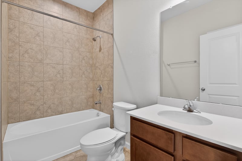 Main Bath at 1339 Tan Tara Trl, Jacksonville, FL 32221