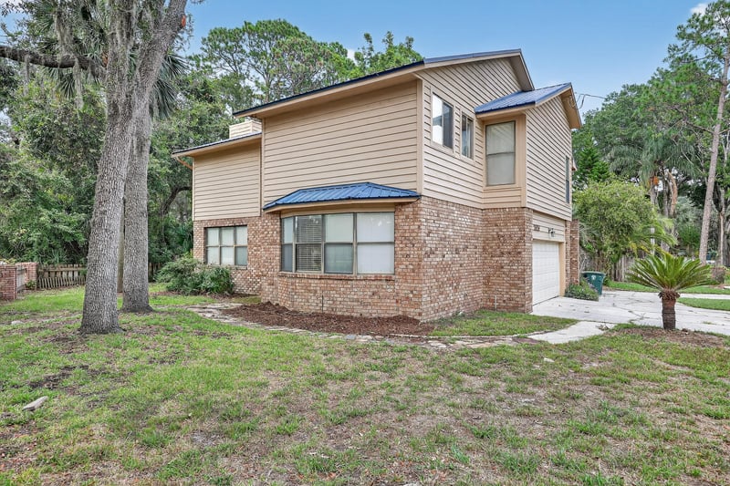 Left Side at 2919 Sandy Branch Ln, Jacksonville, FL 32257