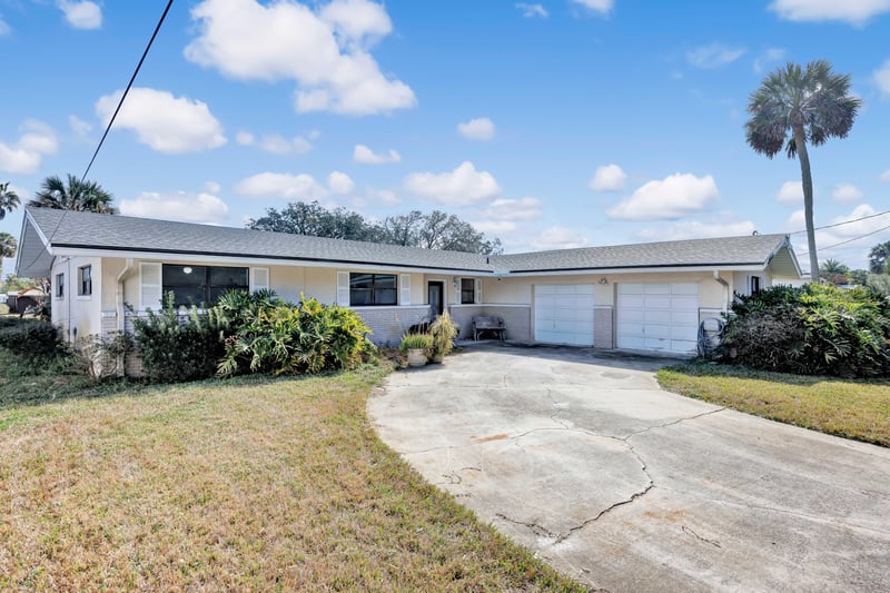 Photo 1 of 3345 Eunice Rd, Jacksonville, FL 32250, photographed by Megapixeler
