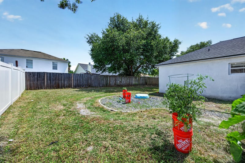 Photo 110 of 5563 Westland Station Rd, Jacksonville, FL 32244, photographed by Megapixeler