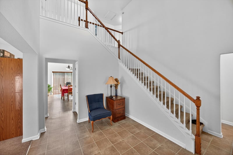 Photo 9 of 6054 Chestnut Gelding Ln, Jacksonville, FL 32234, photographed by Megapixeler