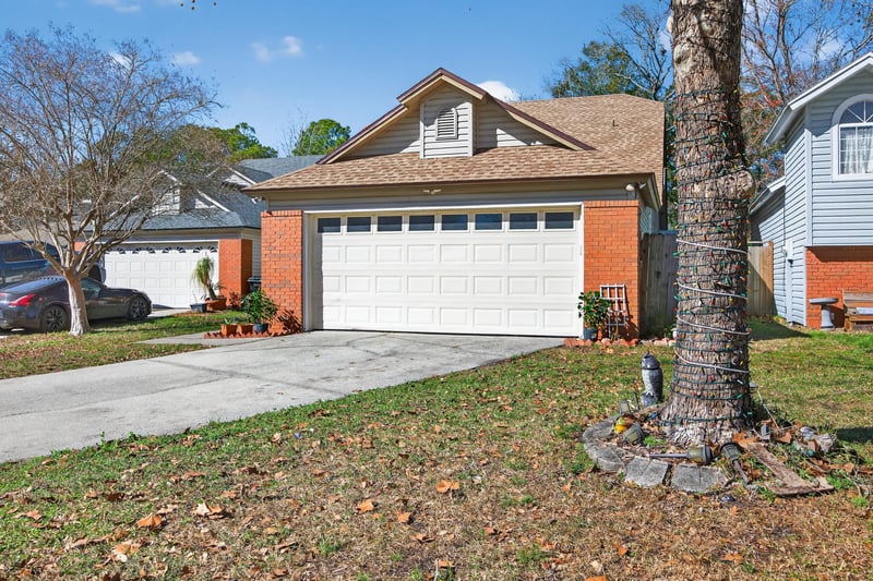 Photo 3 of 8051 Copperfield Cir N, Jacksonville, FL 32244, photographed by Megapixeler