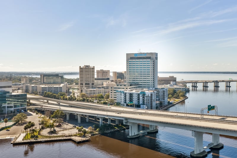 Photo 15 of 841 Prudential Dr, Jacksonville, FL 32207, photographed by Megapixeler
