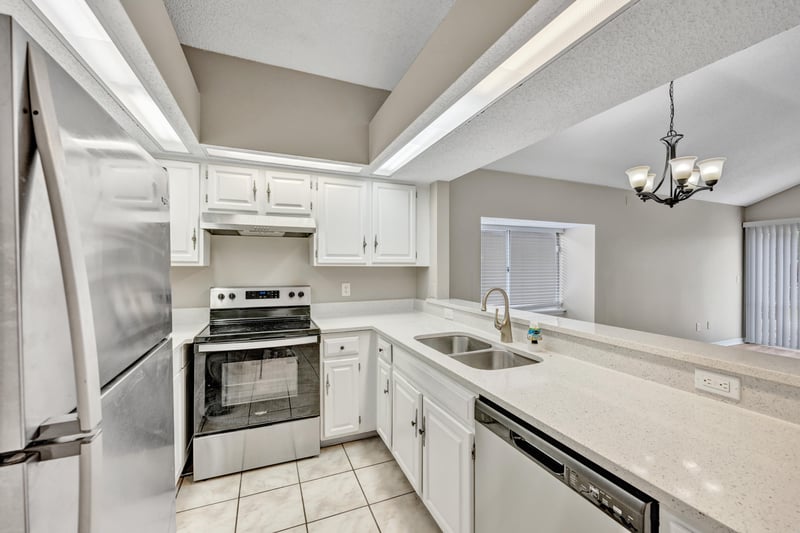 Photo 12 of 7776 Mactavish Way S, Jacksonville, FL 32244, photographed by Megapixeler