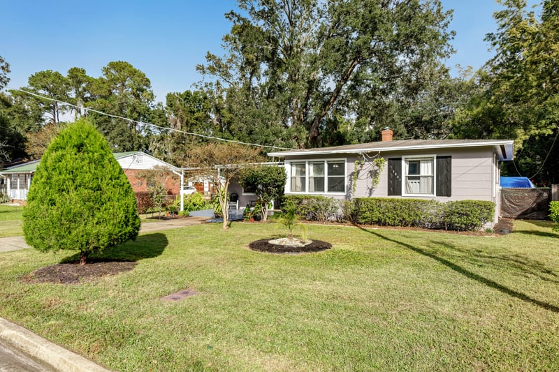 Photo 3 of 2867 Stonemont St, Jacksonville, FL 32207, photographed by Megapixeler