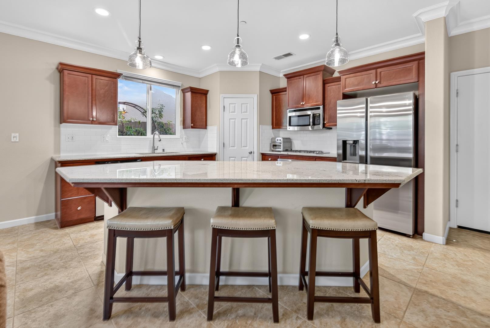 3501 Griffith Ave, photo 15