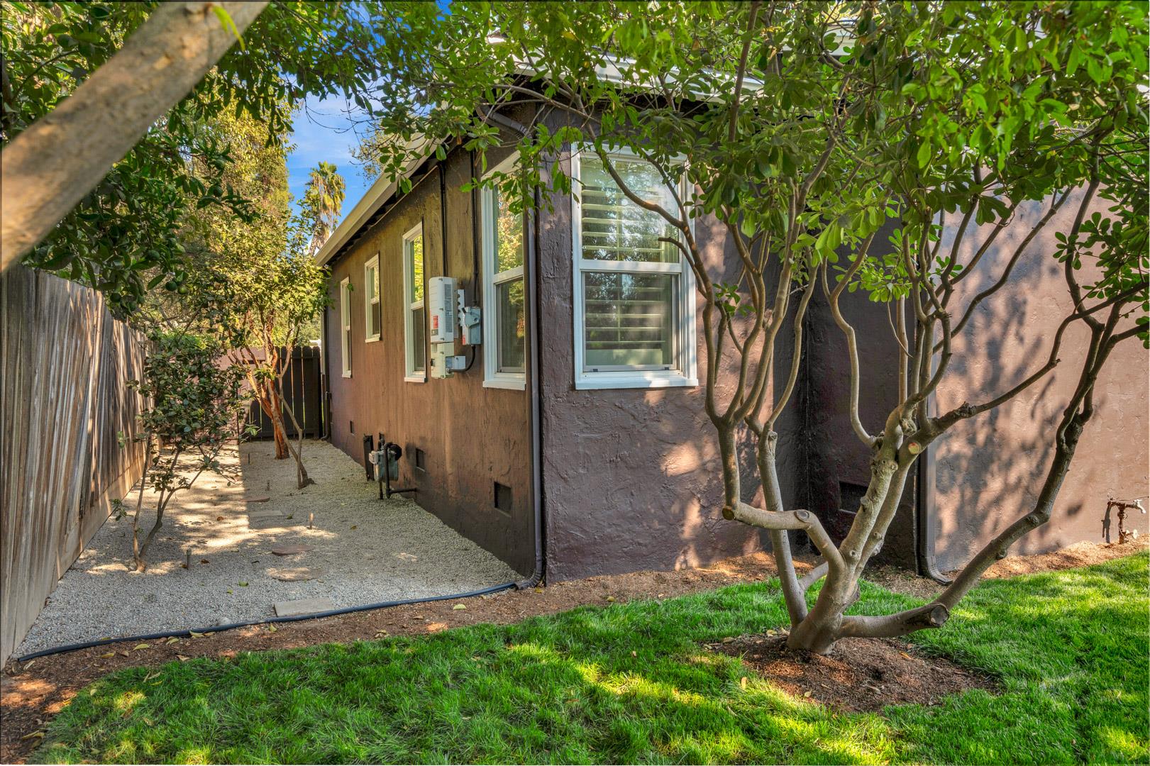 4845 N Arcade Ave, photo 54