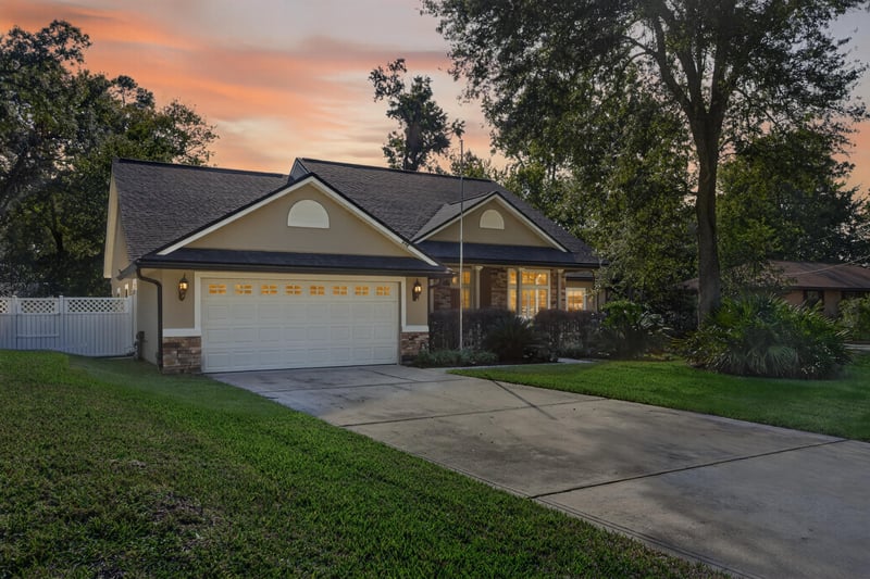 Photo 2 of 896 Live Oak Ln, Fleming Island, FL 32003, photographed by Megapixeler