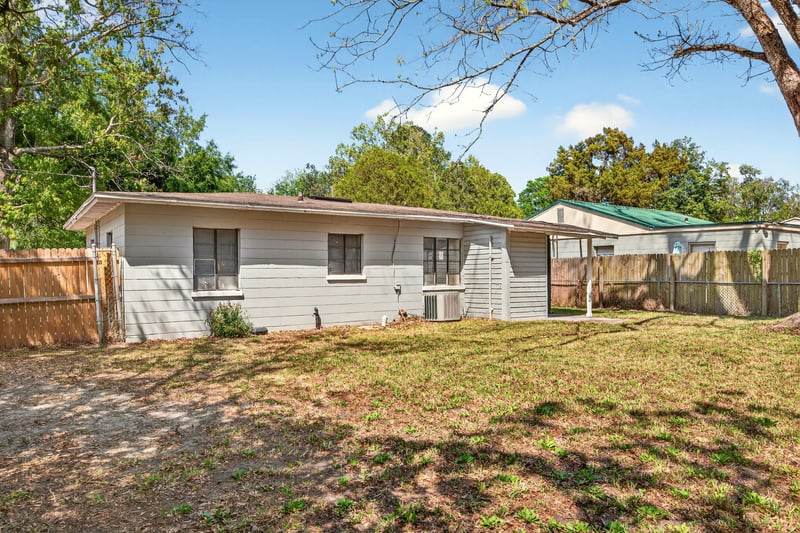Photo 32 of 2960 W 10th St, Jacksonville, FL 32254, photographed by Megapixeler