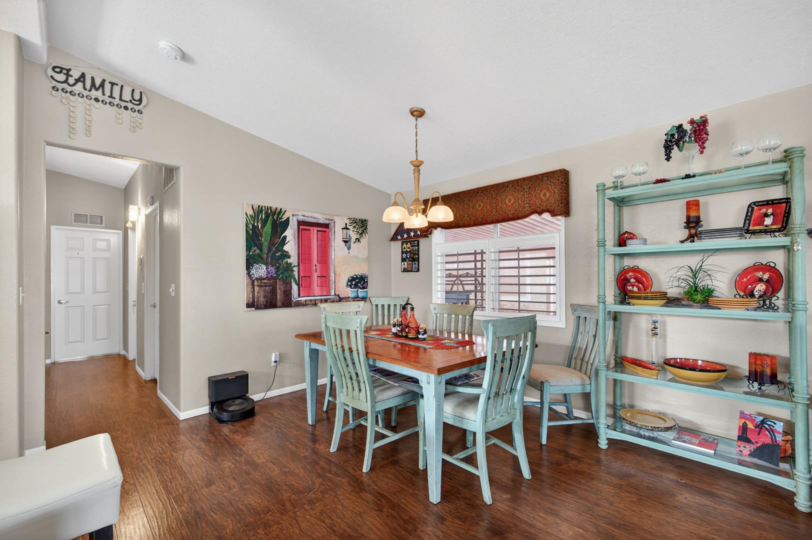 105 W Herndon #3, photo 12